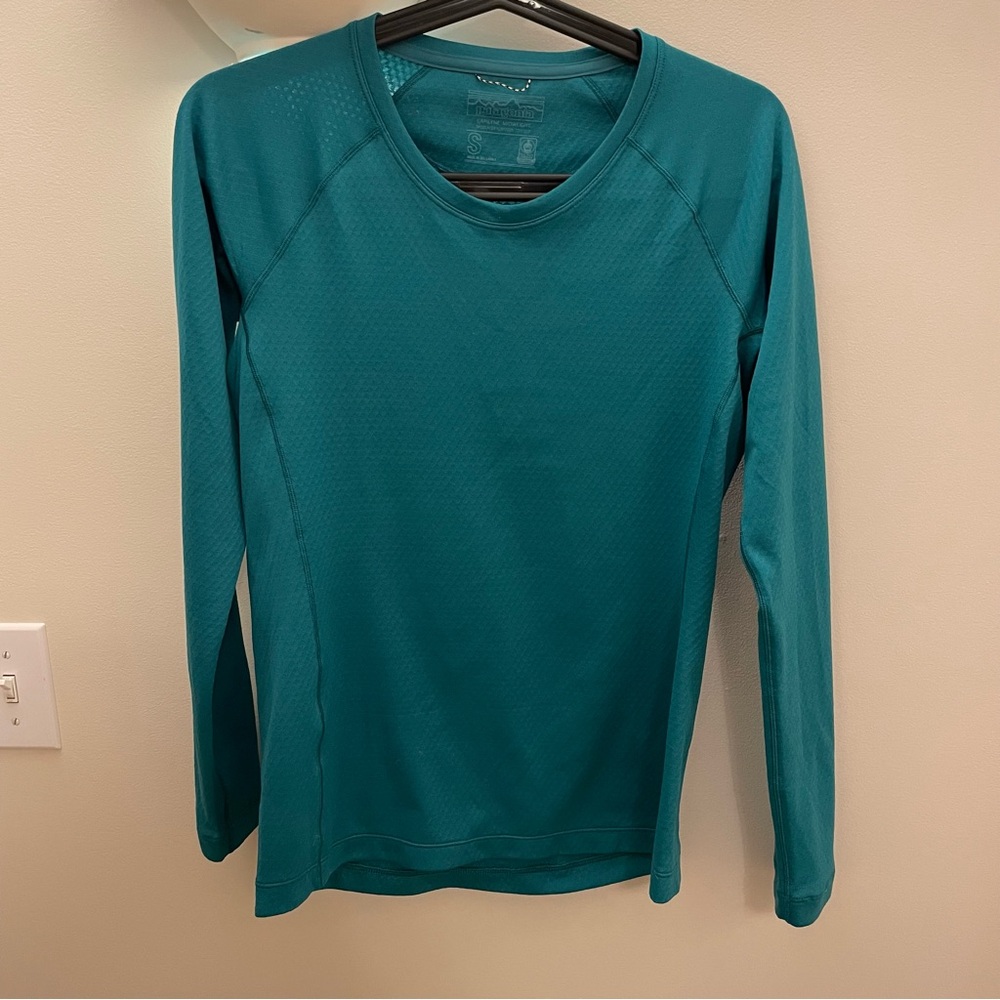 Patagonia Teal Midweight long sleeve Top